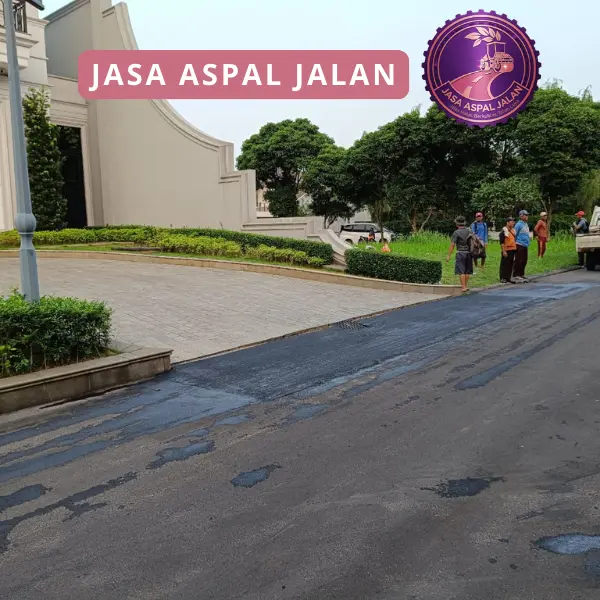 Tim jasa aspal jalan Serang menyelesaikan proyek pengaspalan tepat waktu