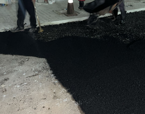 kontraktor jasa aspal murah Jakarta di lokasi proyek